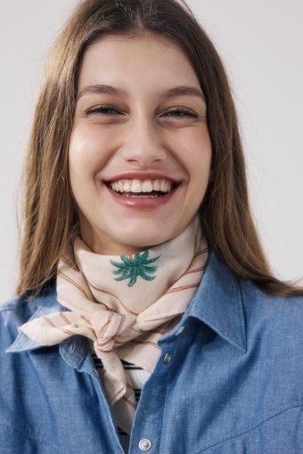 BANDANA DE ALGODÓN BEIGE | HARTFORD