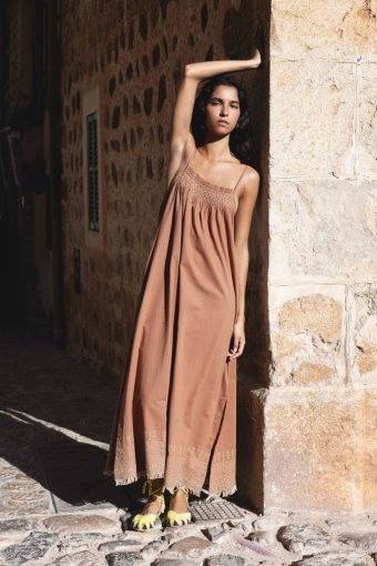 VESTIDO LARGO DE TIRANTES CON BORDADO | HOD PARIS