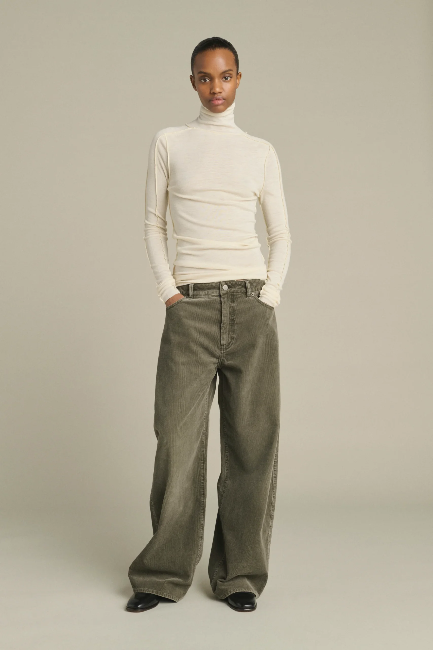 PANTALÓN HUNTER GRIS DE PANA DE ALGODÓN SOEUR