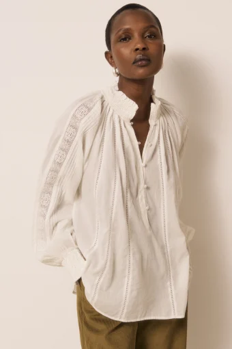 BLUSA COLINE BORDADA CRUDO HARTFORD